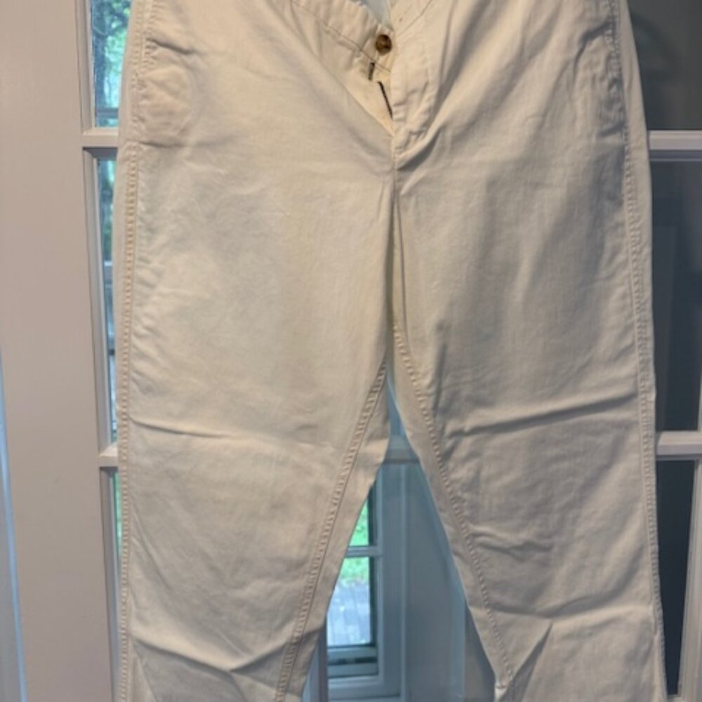 Hi-rise girlfriend chino pant